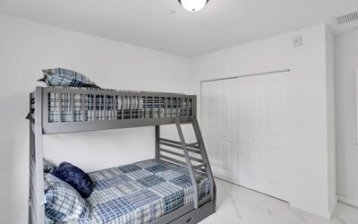 Renzzi Wynwood Apartments
