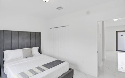 Renzzi Wynwood Apartments