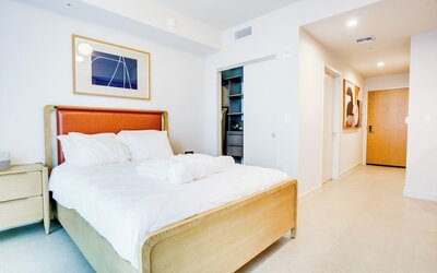 RS Suites - Miami World Center