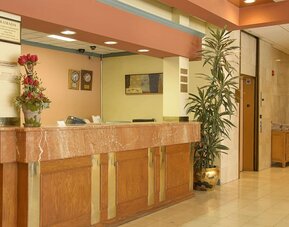 Ramada by Wyndham Los Angeles/Koreatown West