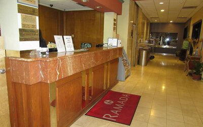 Ramada by Wyndham Los Angeles/Koreatown West