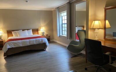 Ramada by Wyndham Los Angeles/Koreatown West
