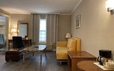 Ramada by Wyndham Los Angeles/Koreatown West