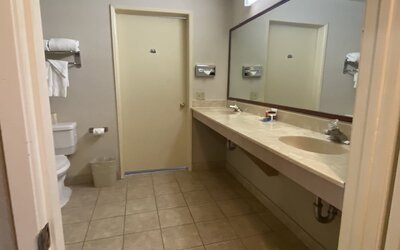 Ramada by Wyndham Los Angeles/Koreatown West