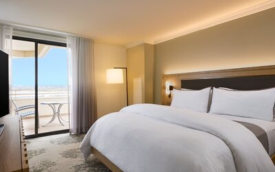 The Westin Los Angeles Airport