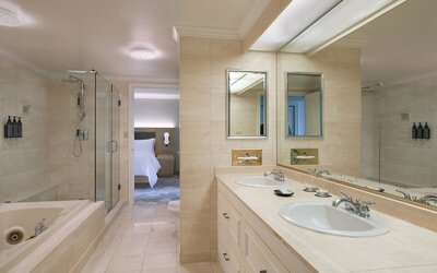 The Westin Los Angeles Airport