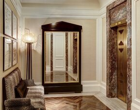 The Towers at Lotte New York Palace