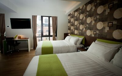NobleDEN Hotel