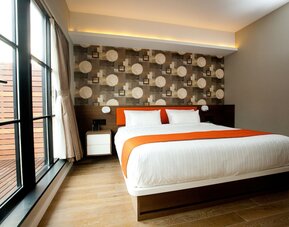 NobleDEN Hotel