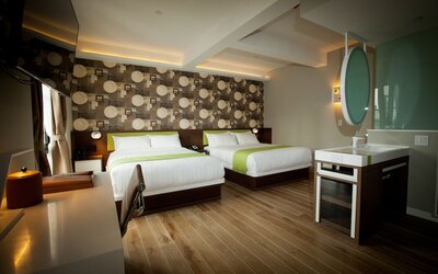 NobleDEN Hotel