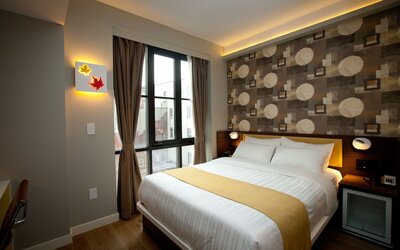 NobleDEN Hotel
