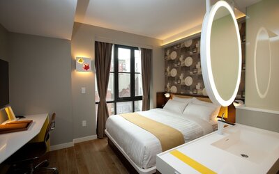 NobleDEN Hotel