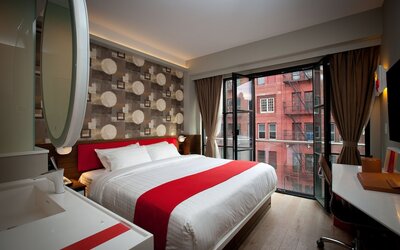 NobleDEN Hotel