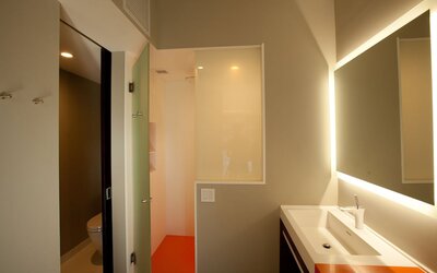 NobleDEN Hotel