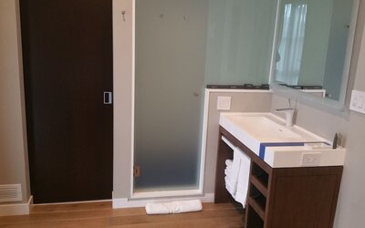 NobleDEN Hotel