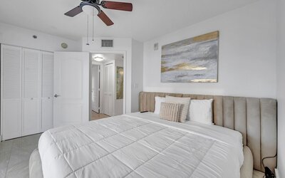 The Club At Brickell Bay Voila Rentals