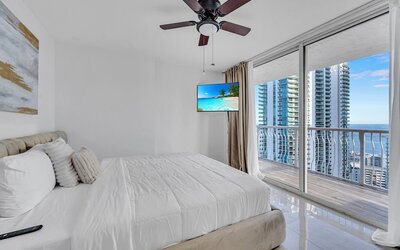The Club At Brickell Bay Voila Rentals