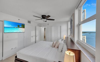 The Club At Brickell Bay Voila Rentals