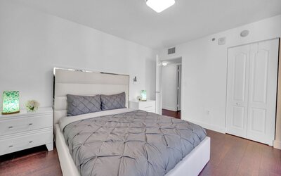 The Club At Brickell Bay Voila Rentals