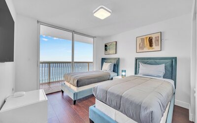 The Club At Brickell Bay Voila Rentals