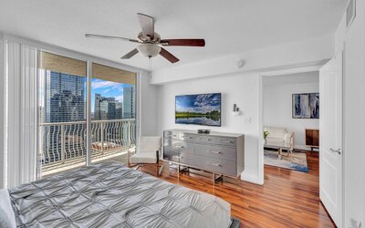 The Club At Brickell Bay Voila Rentals