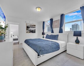 The Club At Brickell Bay Voila Rentals
