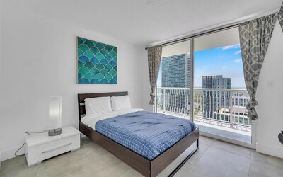 The Club At Brickell Bay Voila Rentals