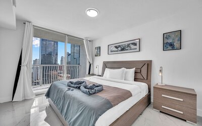 The Club At Brickell Bay Voila Rentals