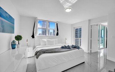 The Club At Brickell Bay Voila Rentals