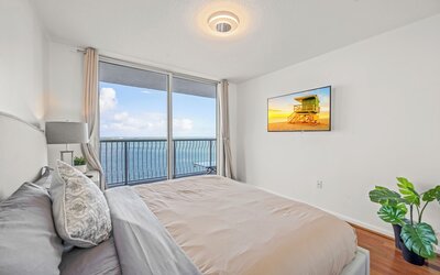 The Club At Brickell Bay Voila Rentals