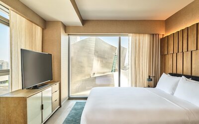 Conrad Los Angeles