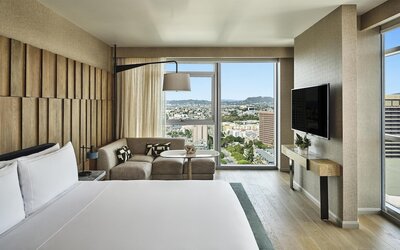 Conrad Los Angeles