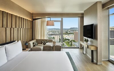 Conrad Los Angeles