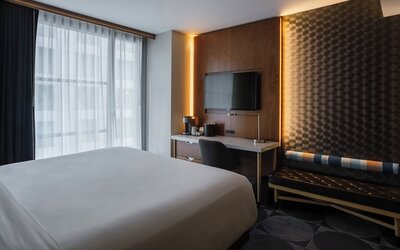 Crowne Plaza HY36 Midtown Manhattan by IHG