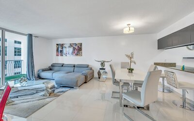 The Club At Brickell Bay Voila Rentals