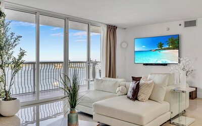 The Club At Brickell Bay Voila Rentals