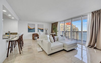 The Club At Brickell Bay Voila Rentals