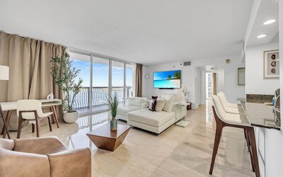 The Club At Brickell Bay Voila Rentals