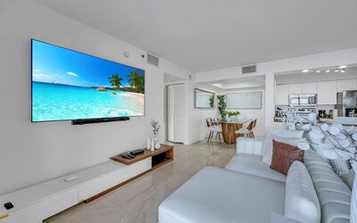 The Club At Brickell Bay Voila Rentals