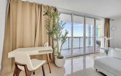 The Club At Brickell Bay Voila Rentals