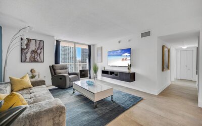 The Club At Brickell Bay Voila Rentals