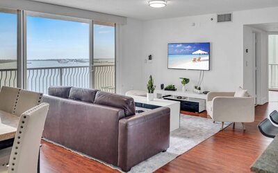 The Club At Brickell Bay Voila Rentals