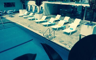 Beverly Laurel Hotel at West Hollywood