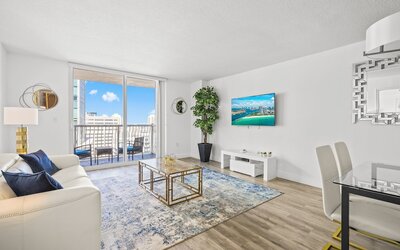 The Club At Brickell Bay Voila Rentals