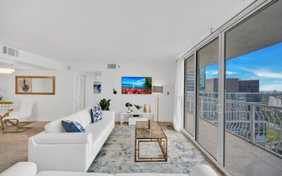 The Club At Brickell Bay Voila Rentals