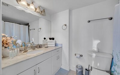 The Club At Brickell Bay Voila Rentals
