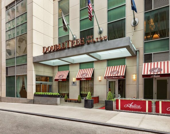 DoubleTree by Hilton New York Downtown