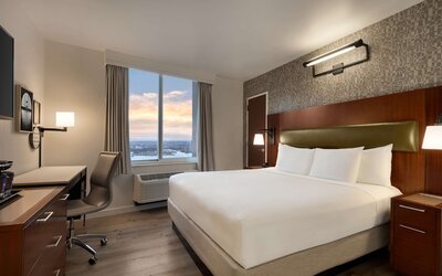 DoubleTree by Hilton New York Downtown