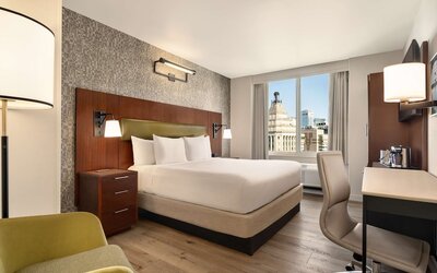 DoubleTree by Hilton New York Downtown