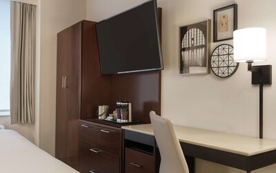 DoubleTree by Hilton New York Downtown